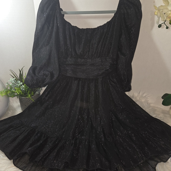 Lucy in the Sky Dresses & Skirts - "Lucy in the Sky" Shimmering Silver Black Mini Dress, Size L